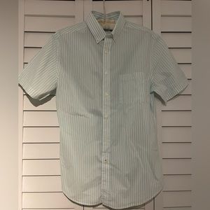 Good Fellow Green White Stripe Men Button Up shirt